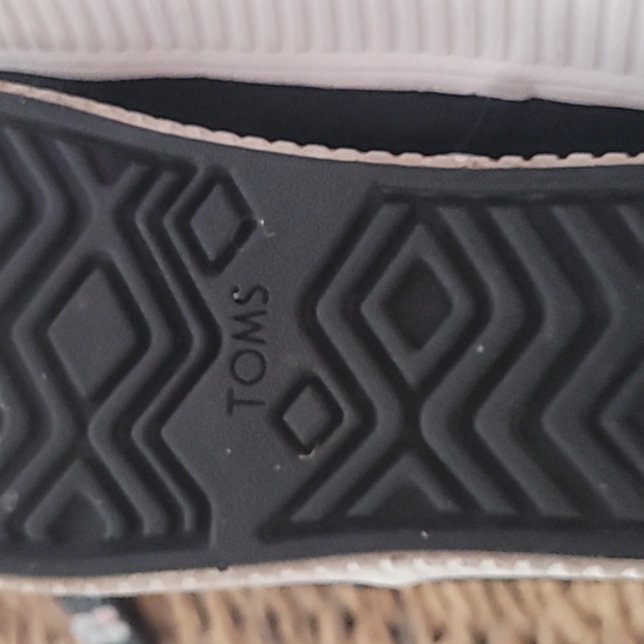 Tom's sneakers - Picture 5 of 5